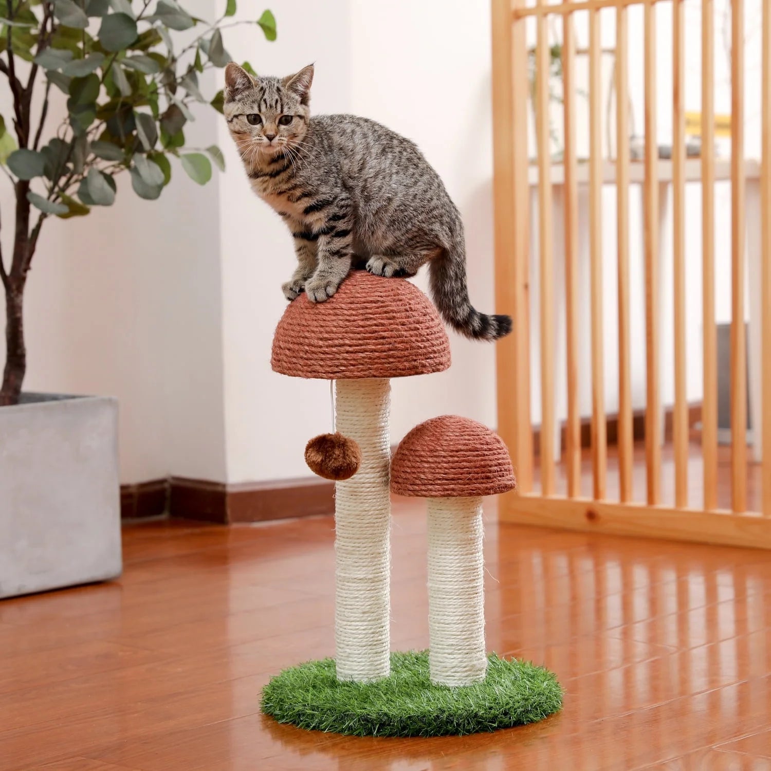 Delightful 19" Brown Mushroom Cat Scratching Post with Sisal for Kittens and Small Cats